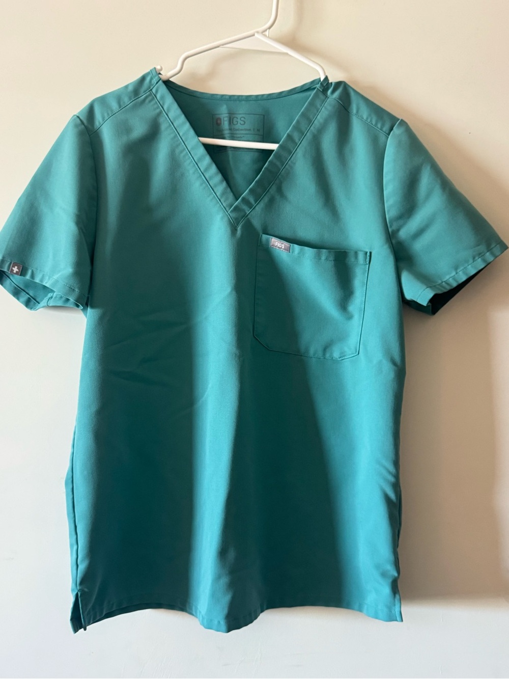 Figs womens cactus V-Neck Medical Scrub Top